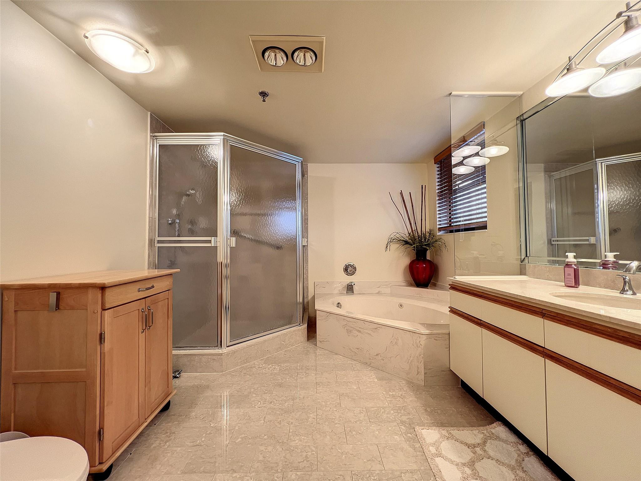 7578 Regency Lake Drive, Unit D301 Boca Raton, FL 33433 - Photo 15 of 37 Photo 15