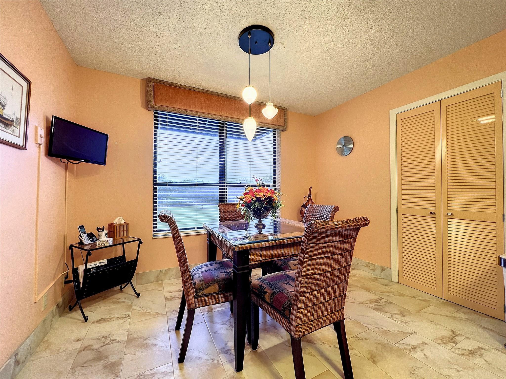 7578 Regency Lake Drive, Unit D301 Boca Raton, FL 33433 - Photo 7 of 37 Photo 7