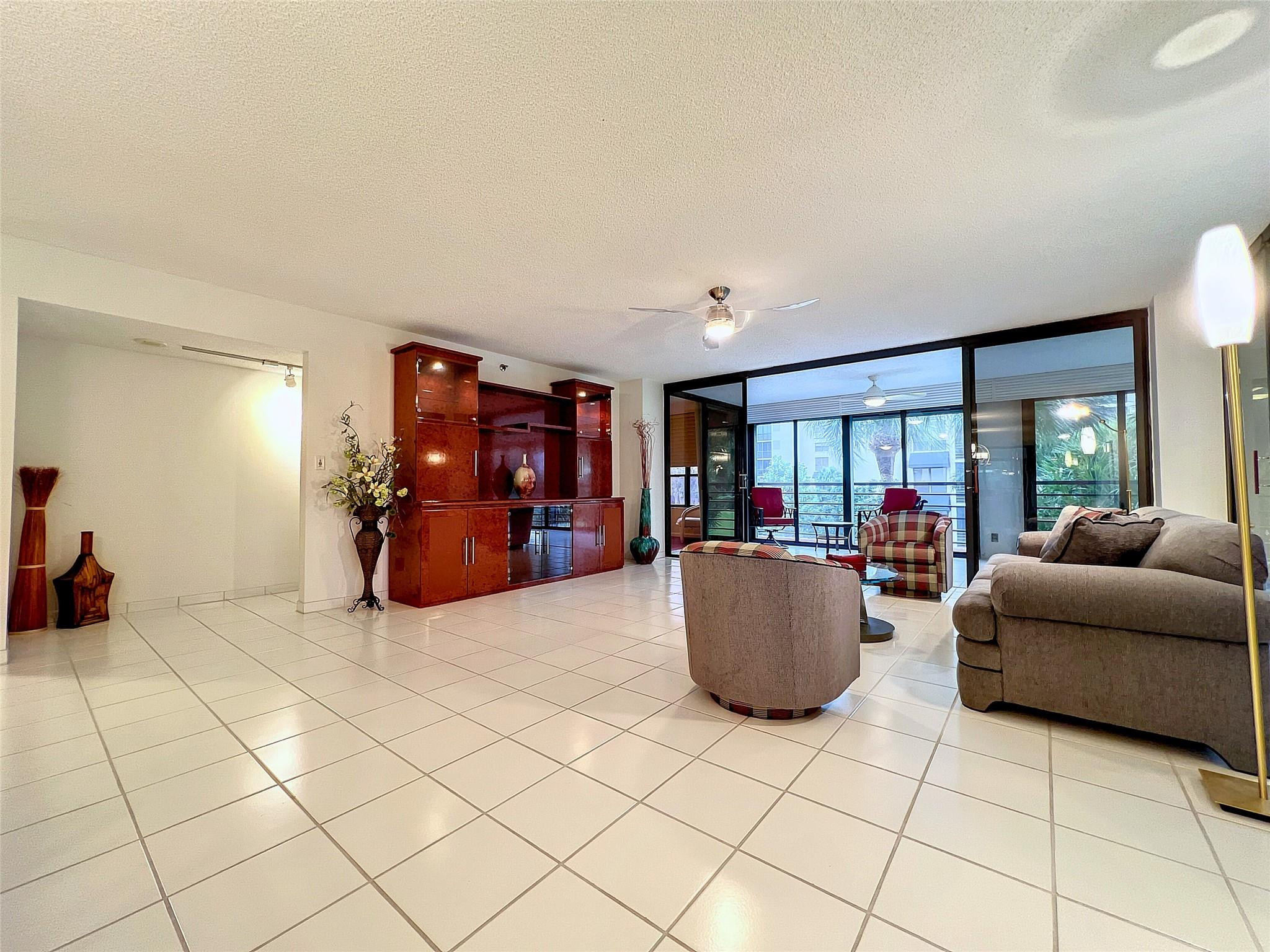 7578 Regency Lake Drive, Unit D301 Boca Raton, FL 33433 - Photo 9 of 37 Photo 9