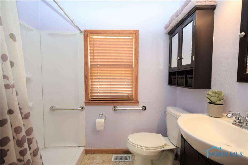 4025 Angola Road Toledo, OH 43615 - Photo 27 of 30 Gallery Image 27