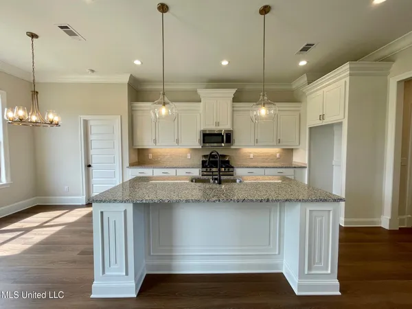 $345,600 | 425 Aurora Circle, Canton, MS 39046