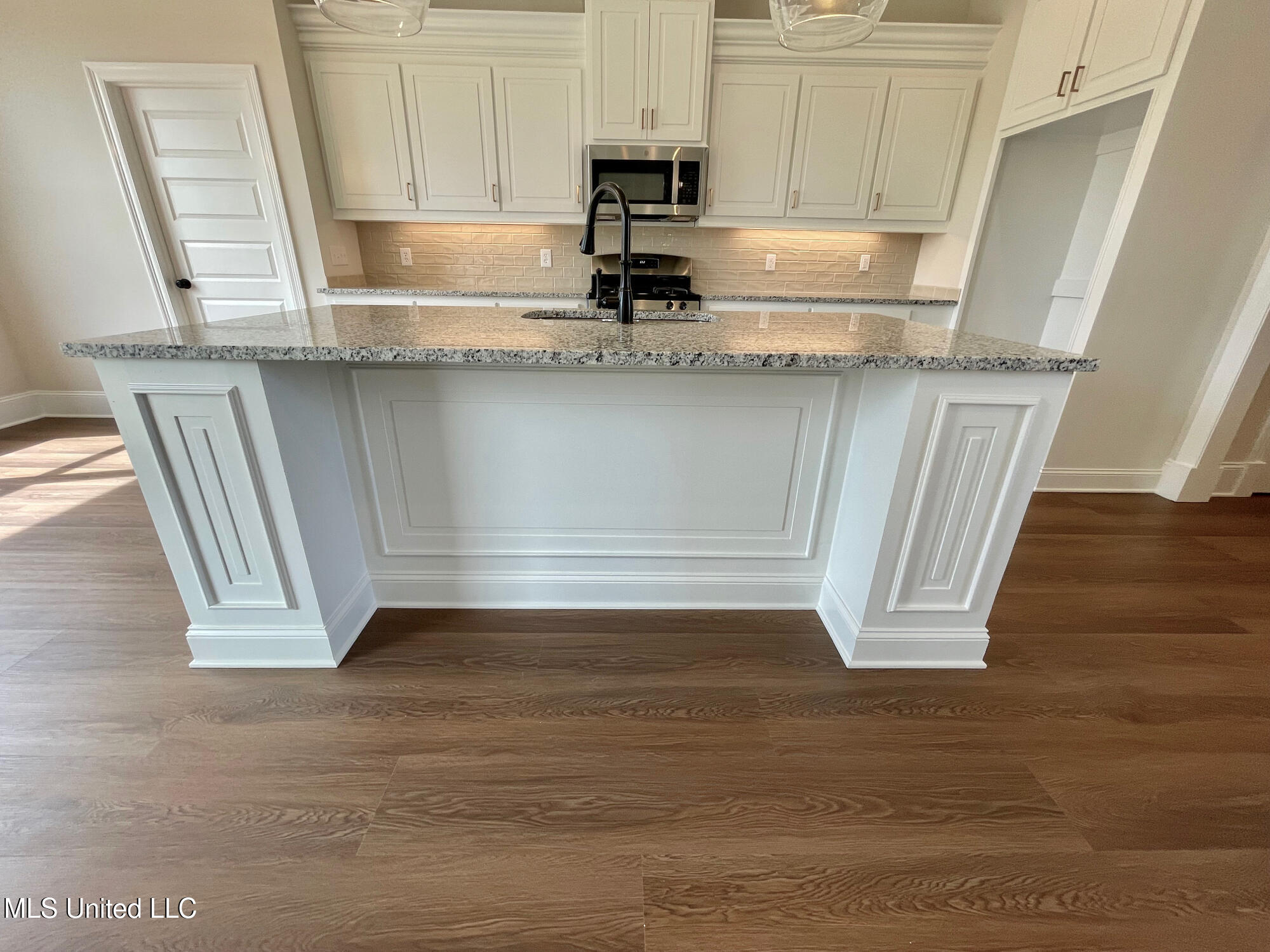 425 Aurora Circle Canton, MS 39046 - Photo 16 of 35 IMG_7799