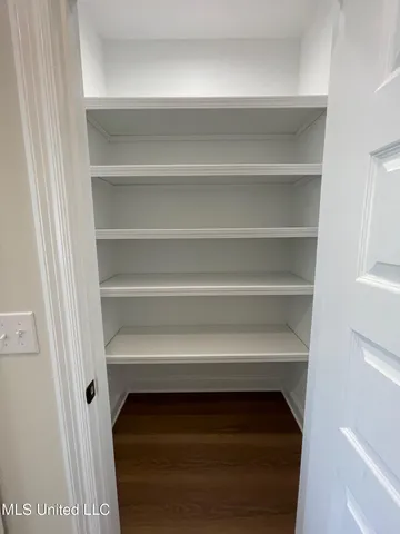 $355,600 | 425 Aurora Circle, Canton, MS 39046