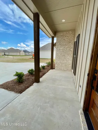 $345,600 | 425 Aurora Circle, Canton, MS 39046