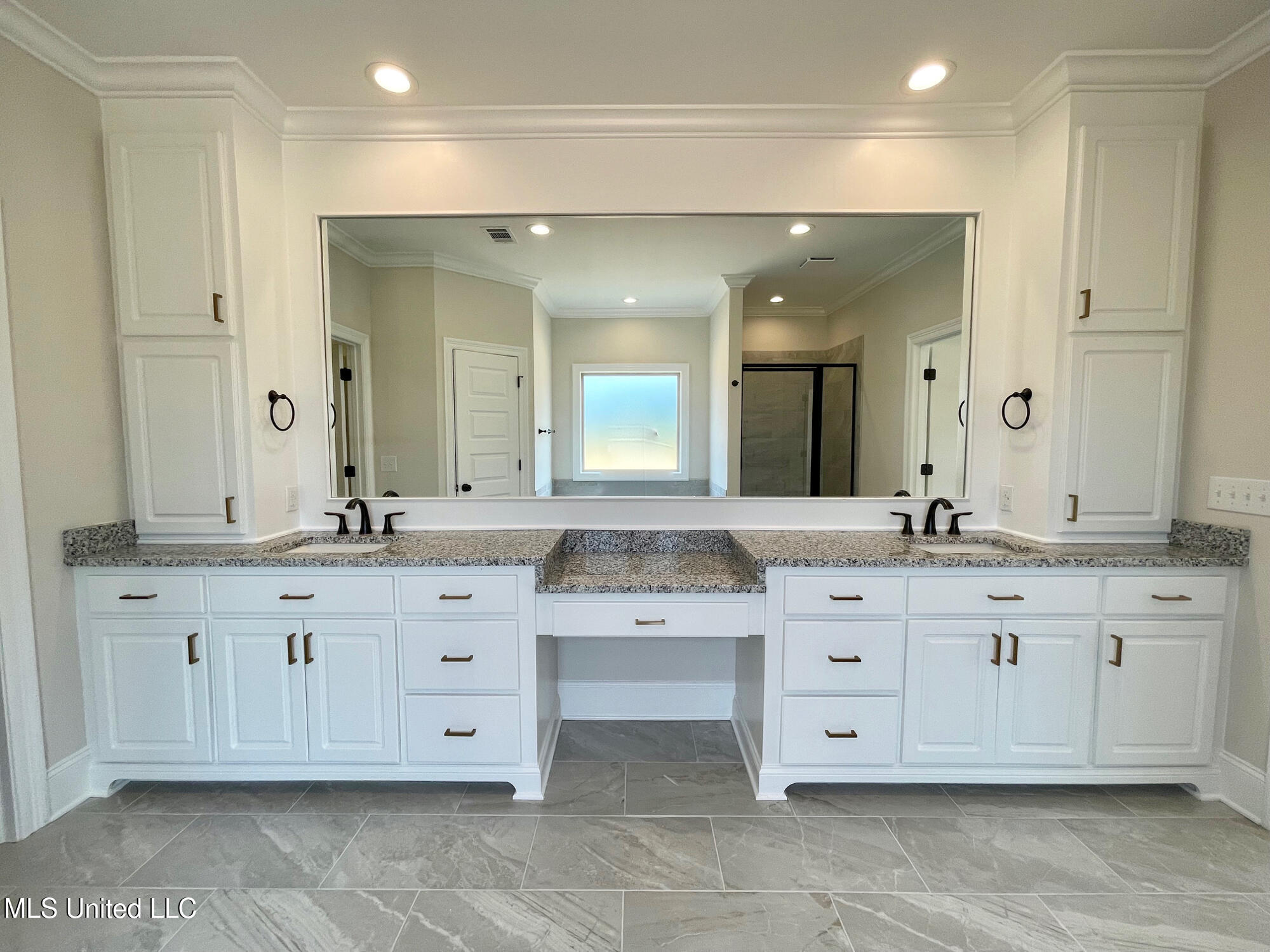 425 Aurora Circle Canton, MS 39046 - Photo 28 of 35 IMG_7804