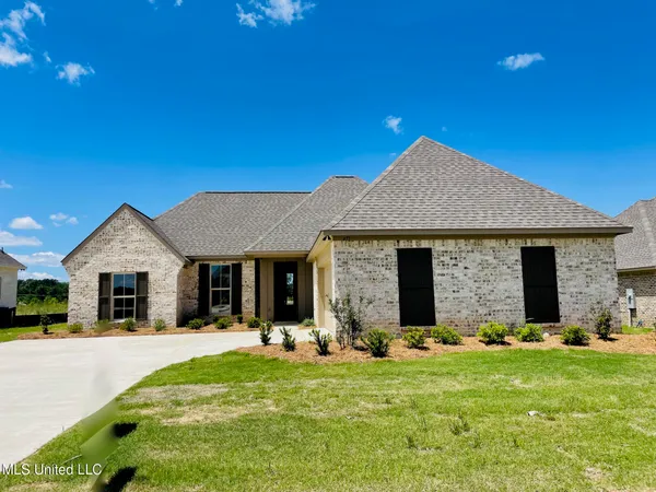$345,600 | 425 Aurora Circle, Canton, MS 39046