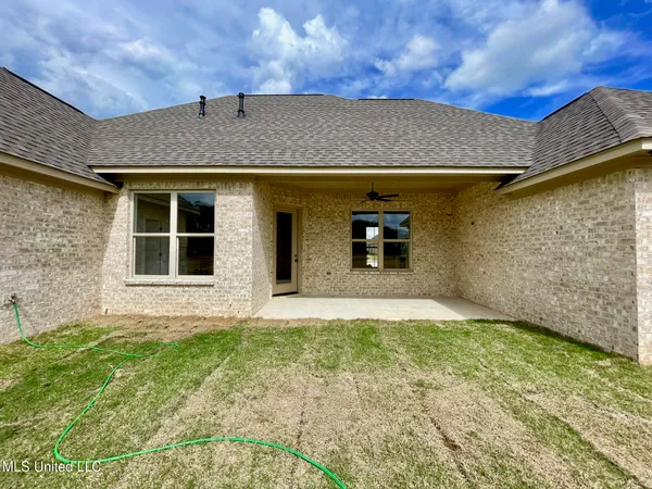 $345,600 | 425 Aurora Circle, Canton, MS 39046