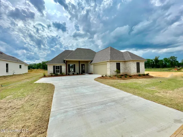 $355,600 | 425 Aurora Circle, Canton, MS 39046