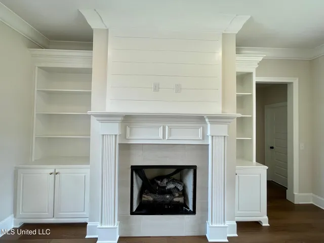 $355,600 | 425 Aurora Circle, Canton, MS 39046