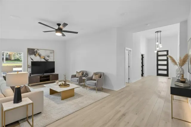 $2,500 | 605 North Main Street, Winnsboro, TX 75494