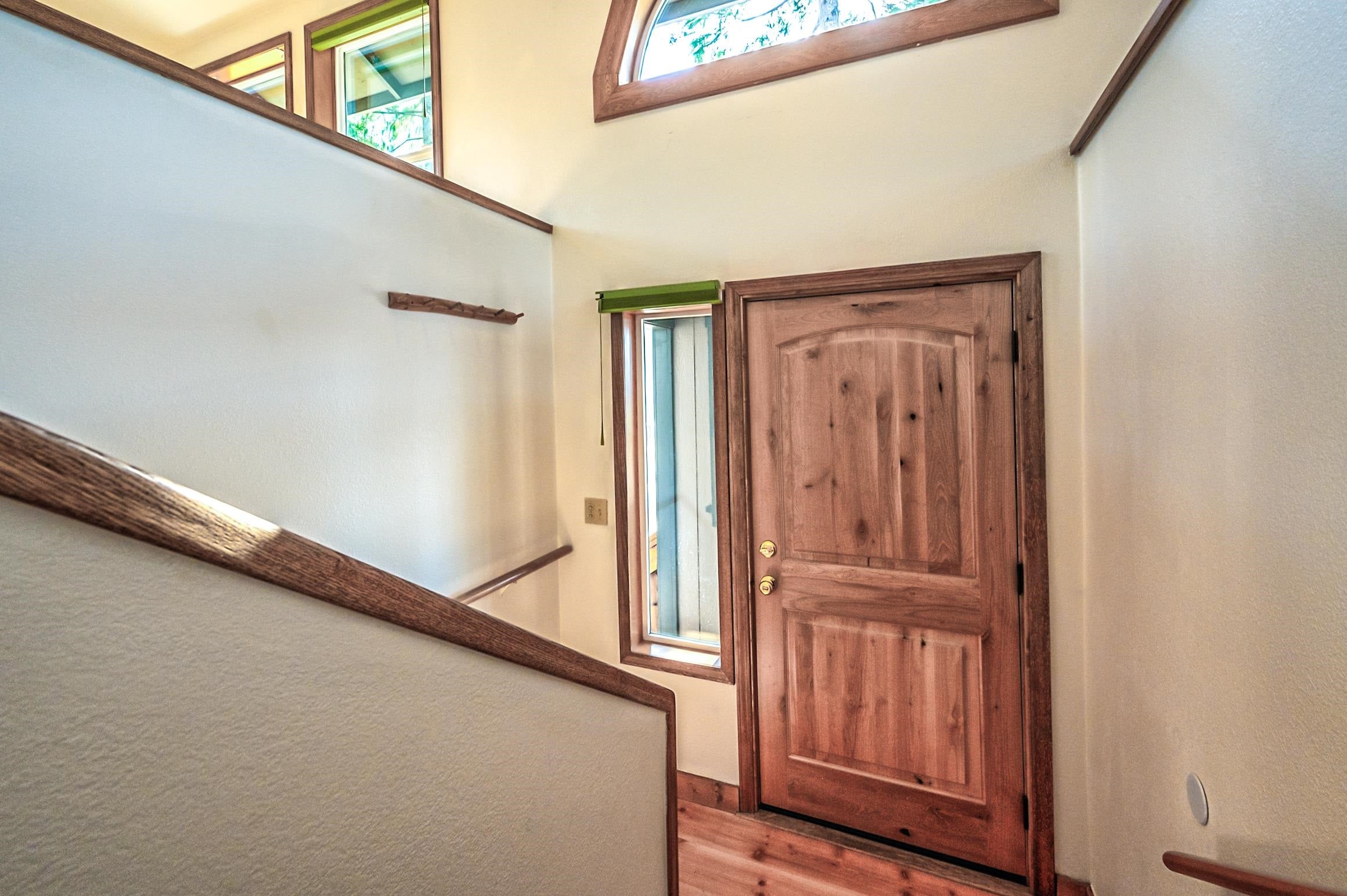 409 Big Sky Road Mount Shasta, CA 96067 - Photo 8 of 50 Gallery Image 8
