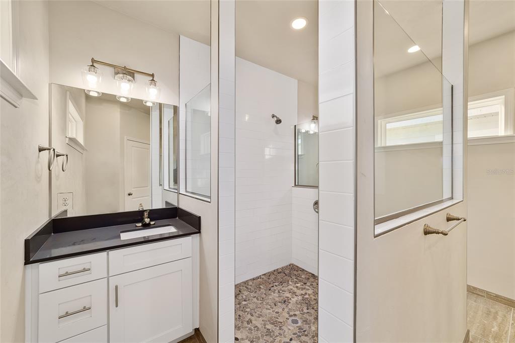 6718 Southwest 10th Lane Gainesville, FL 32607 - Photo 13 of 38