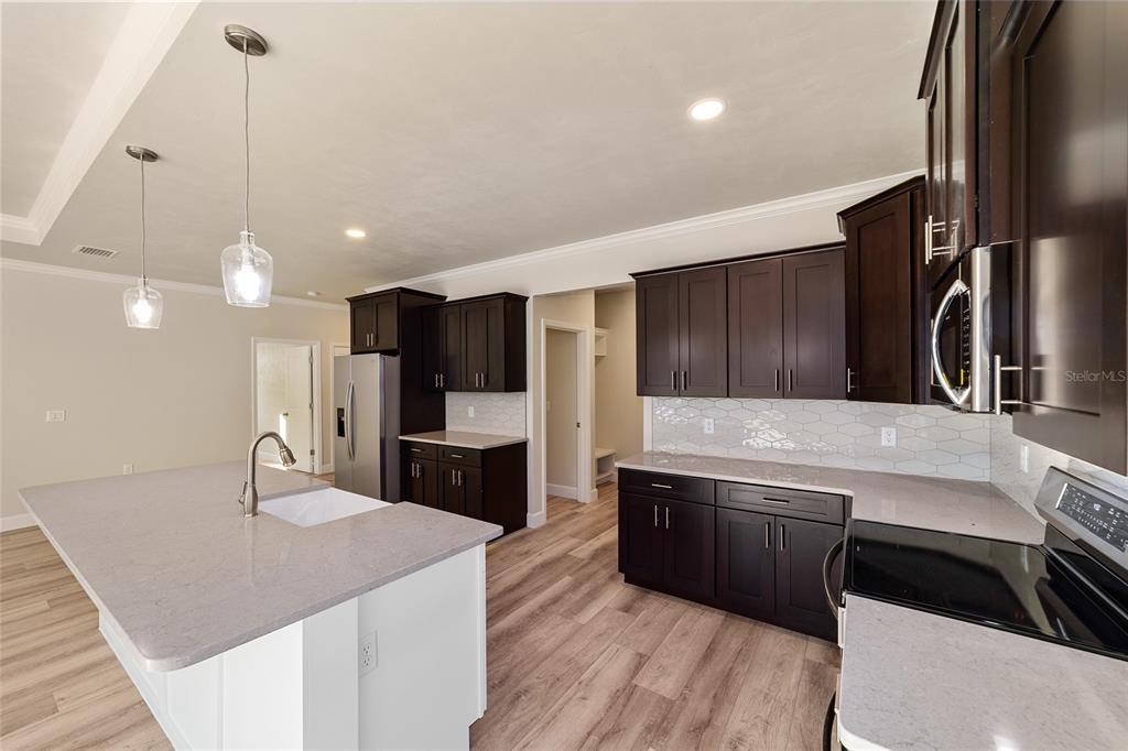 6718 Southwest 10th Lane Gainesville, FL 32607 - Photo 20 of 38