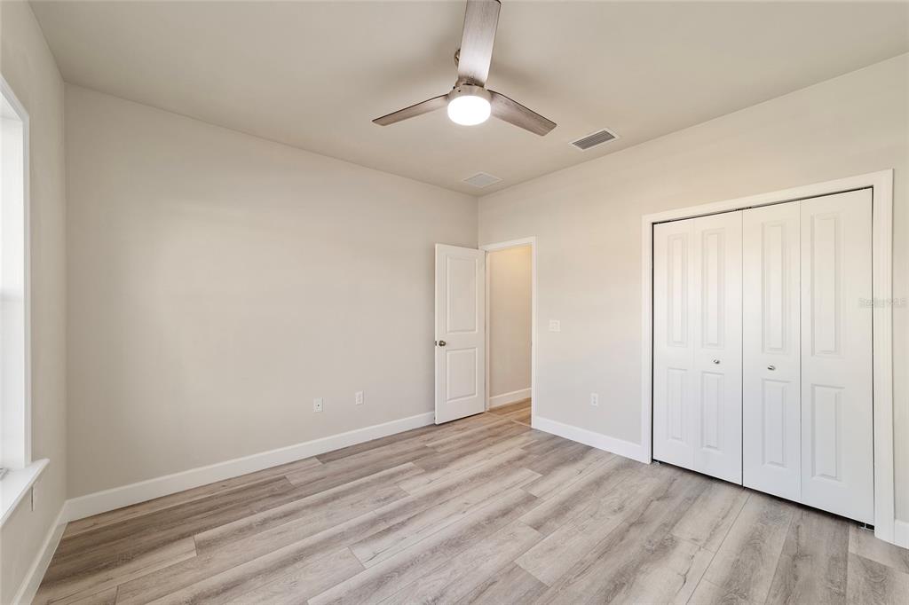 6718 Southwest 10th Lane Gainesville, FL 32607 - Photo 5 of 38