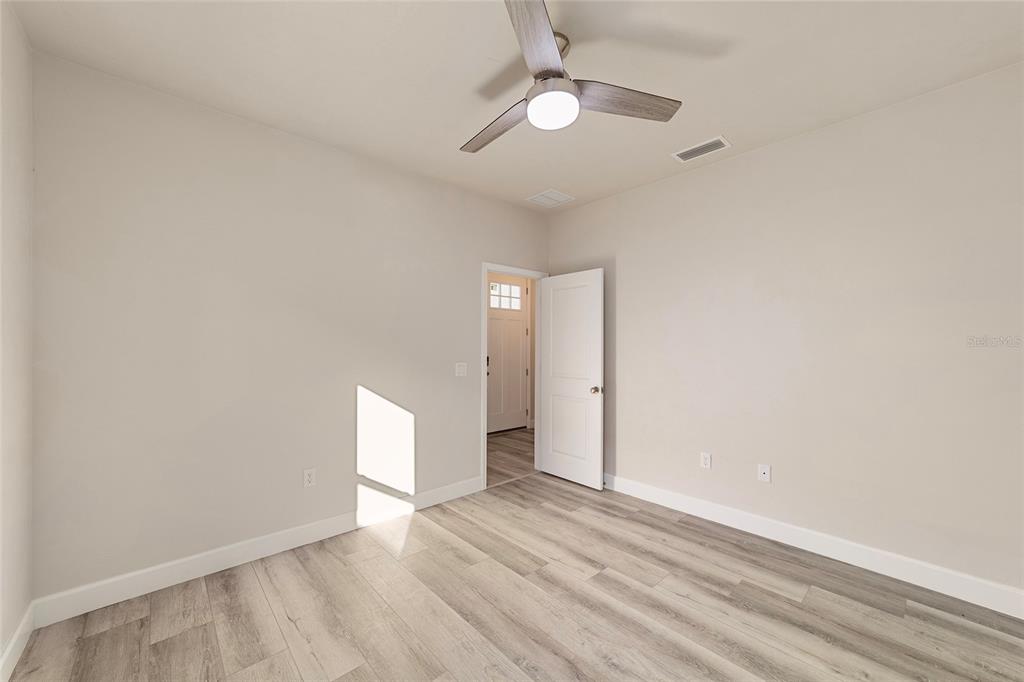 6718 Southwest 10th Lane Gainesville, FL 32607 - Photo 7 of 38