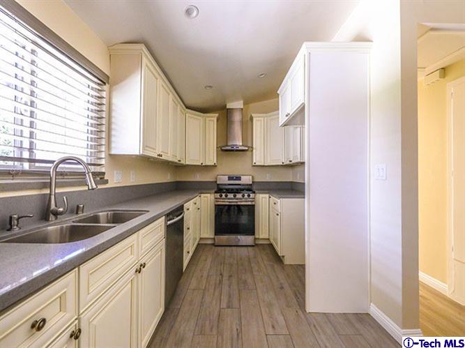 543 Tancanyon Road Duarte, CA 91010 - Photo 5 of 18
