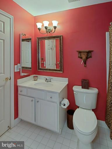 11197 Square Sail Court Reston, VA 20191 - Photo 7 of 30 Bath