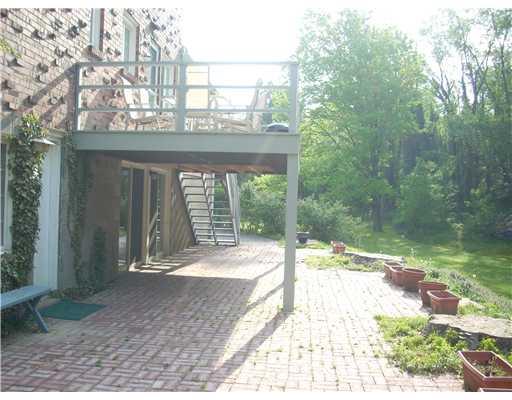 144 Thompsonville Road Canonsburg, PA 15317 - Photo 14 of 18 Patio/Deck.