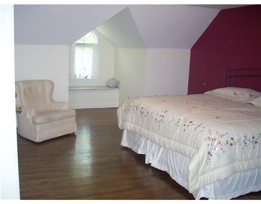 144 Thompsonville Road Canonsburg, PA 15317 - Photo 8 of 18 Master Bedroom.