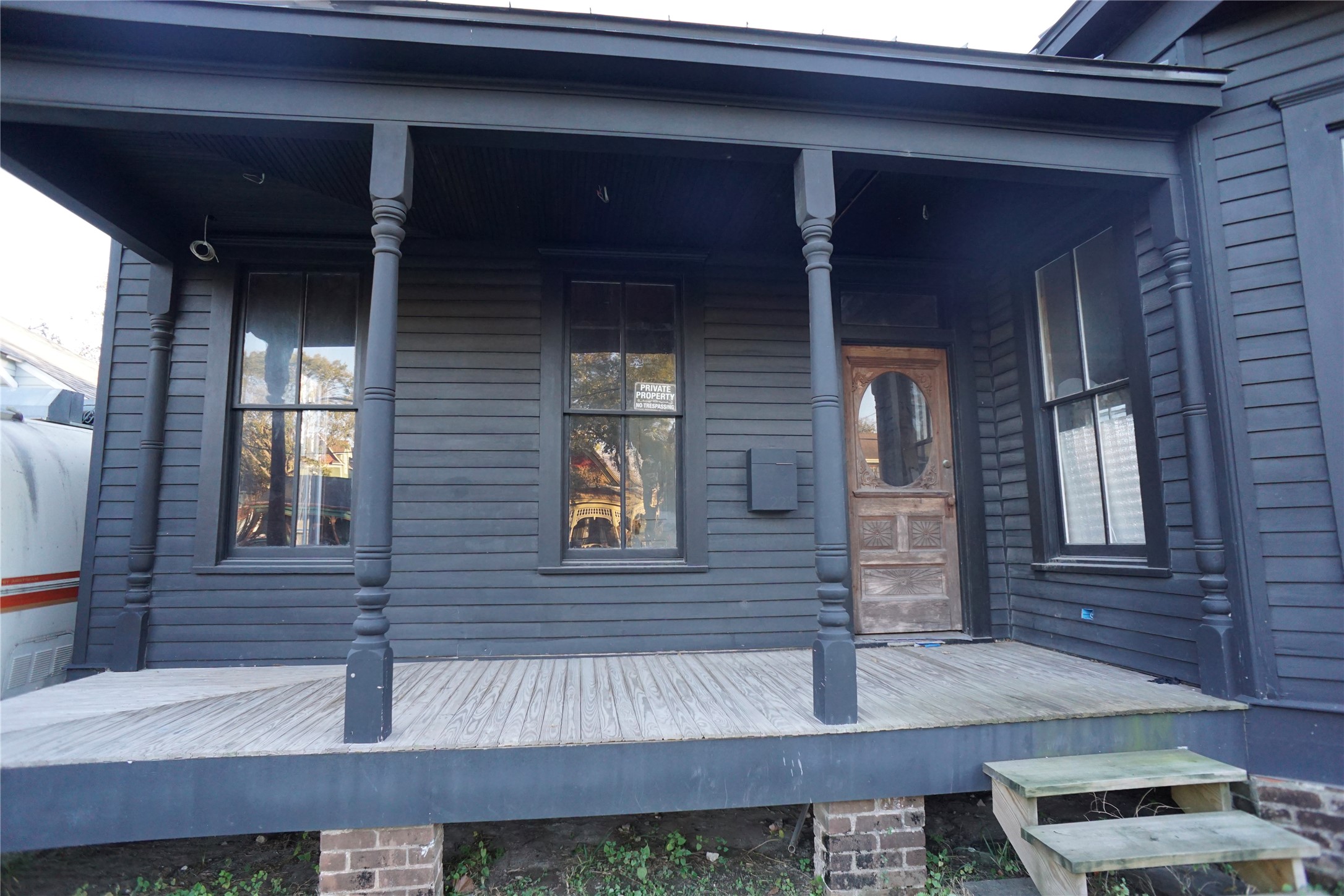 2215 Kane Street Houston, TX 77007 - Photo 3 of 24 a view of house with outdoor space