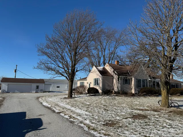 $429,900 | 9844 North Us Highway, Demotte, IN 46310
