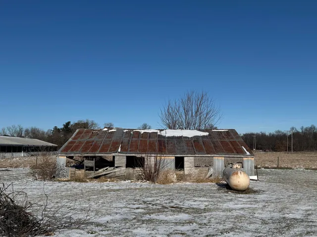 $429,900 | 9844 North Us Highway, Demotte, IN 46310