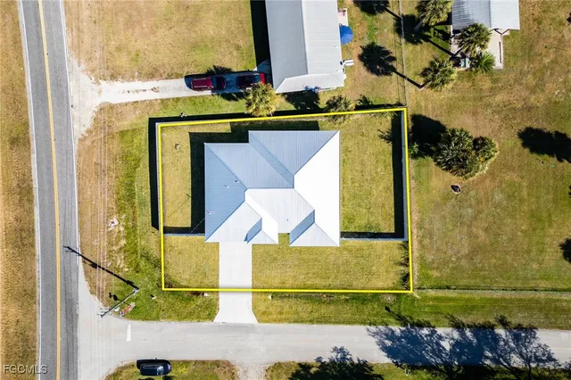 $449,000 | 3002 Mercer Way, LaBelle, FL 33935