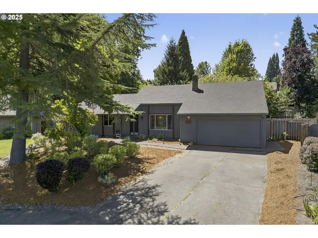 $519,900 | 4755 Northwest Shaniko Court, Portland, OR 97229