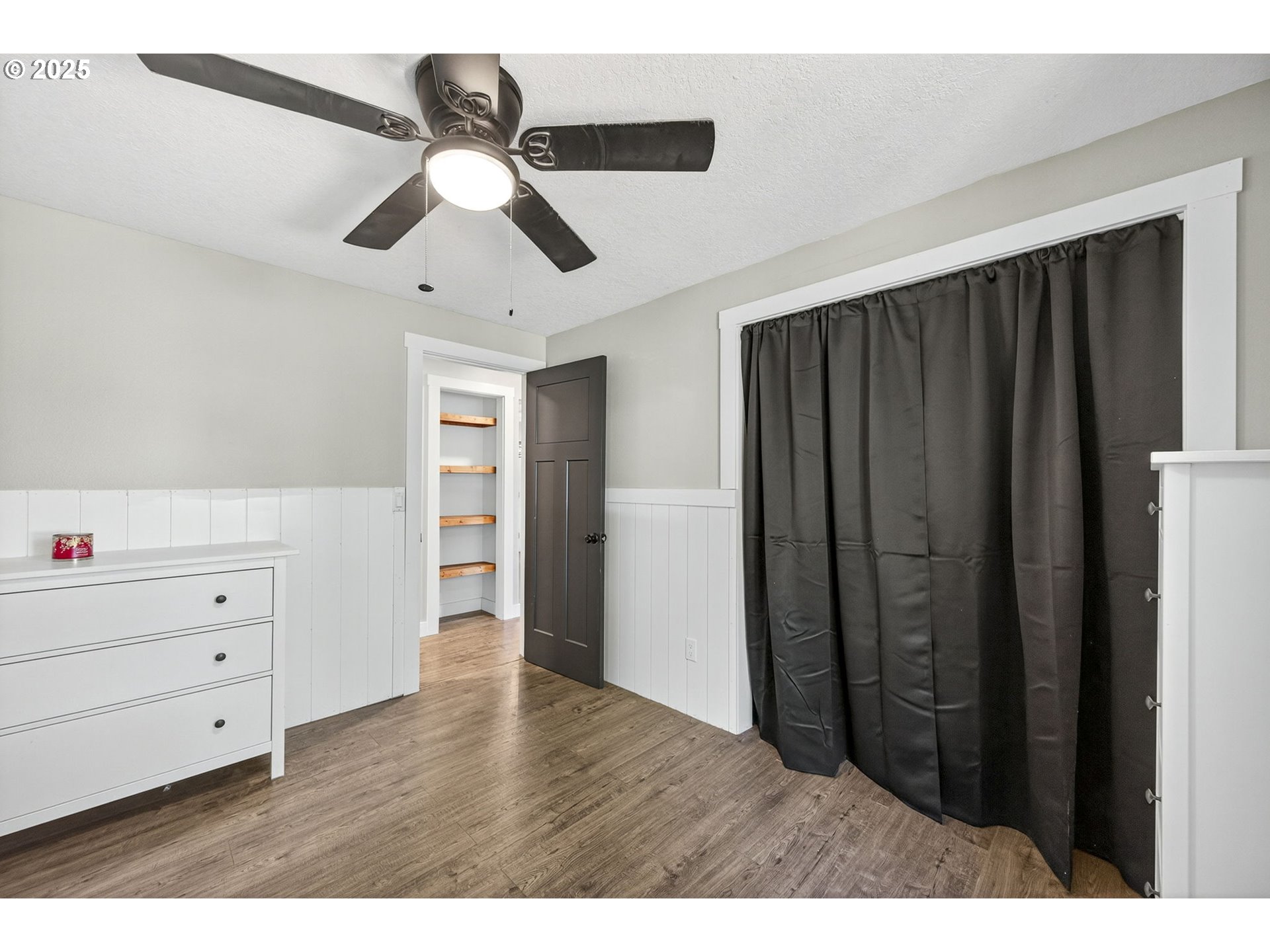 4755 Northwest Shaniko Court Portland, OR 97229 - Photo 21 of 34