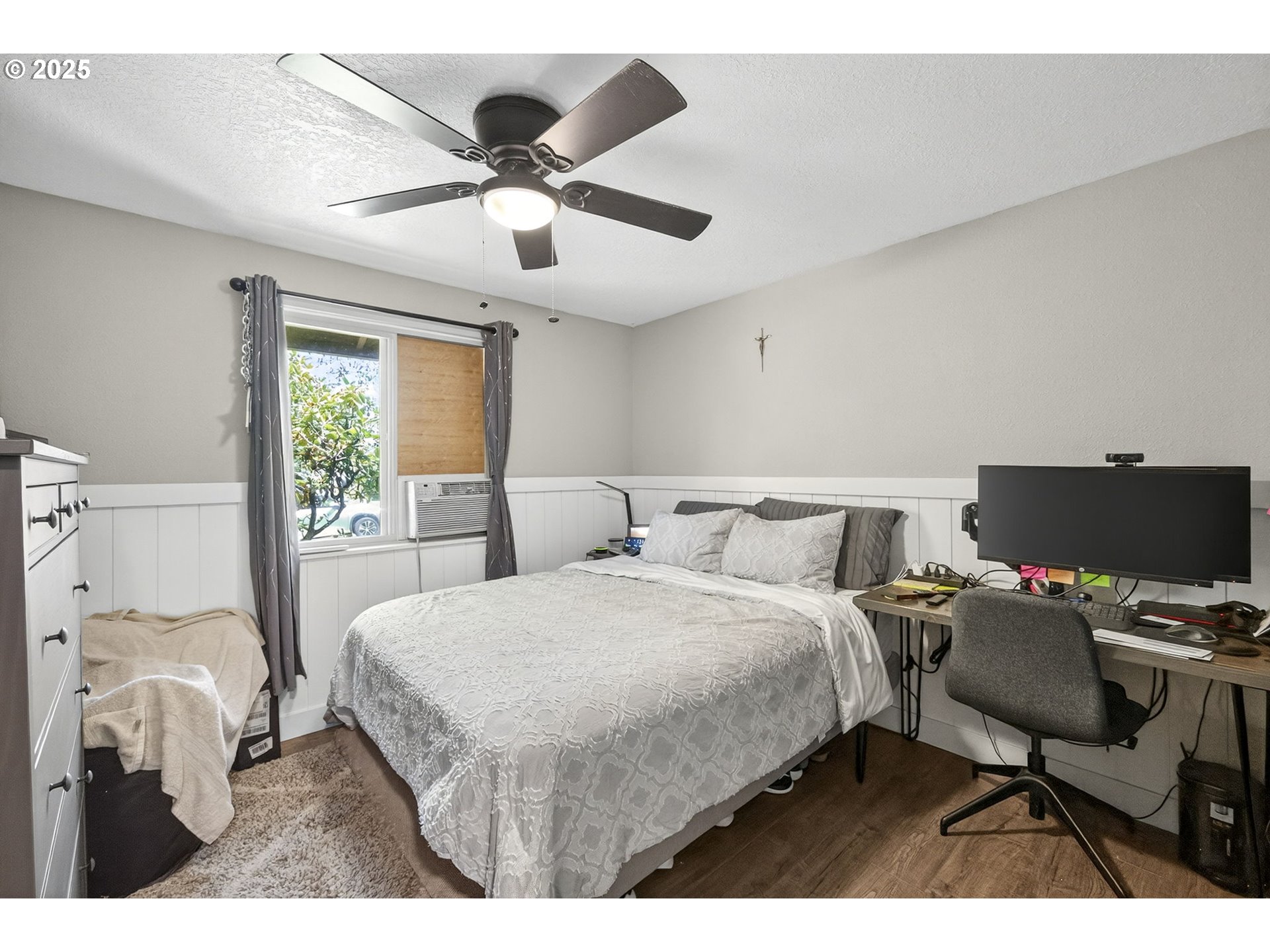 4755 Northwest Shaniko Court Portland, OR 97229 - Photo 22 of 34