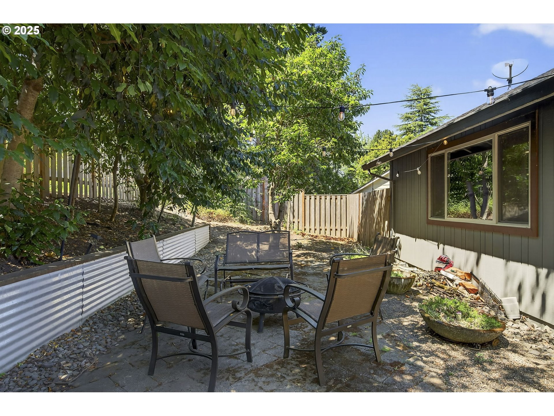 4755 Northwest Shaniko Court Portland, OR 97229 - Photo 28 of 34