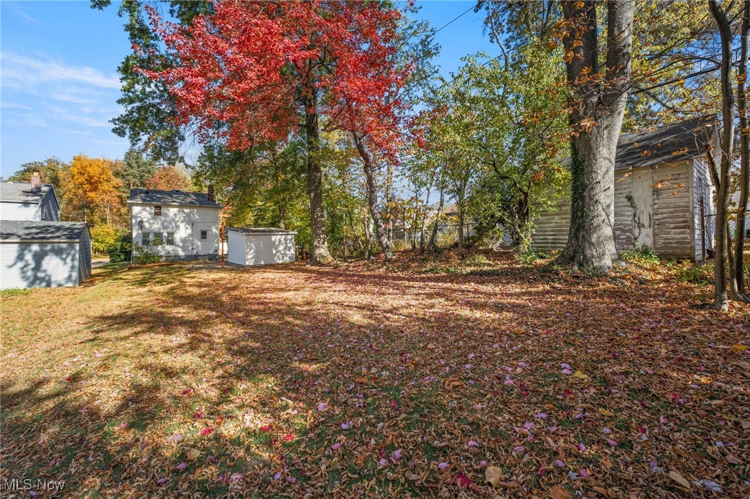 4550 Rainbow Road South Euclid, OH 44121 - Photo 25 of 30