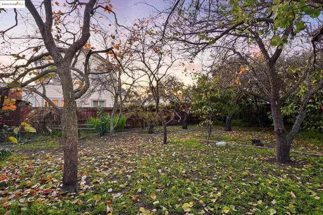 $999,000 | 348 Dowling Boulevard, San Leandro, CA 94577