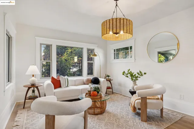 $999,000 | 348 Dowling Boulevard, San Leandro, CA 94577