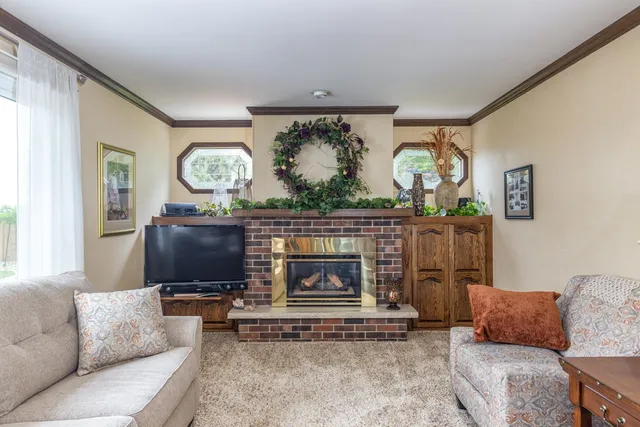 $394,900 | 5776 St Ives Road, Oshkosh, WI 54904