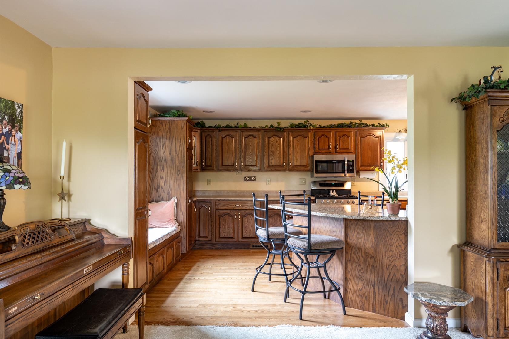 5776 St Ives Road Oshkosh, WI 54904 - Photo 5 of 47