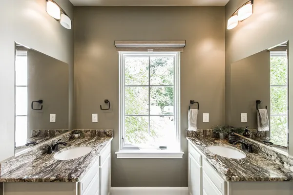 $4,365,000 | 817 Burton Point Road, Mount Juliet, TN 37122