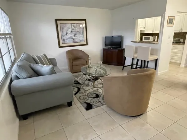 $1,500 | 171 Suffolk F, Unit 171, Boca Raton, FL 33434