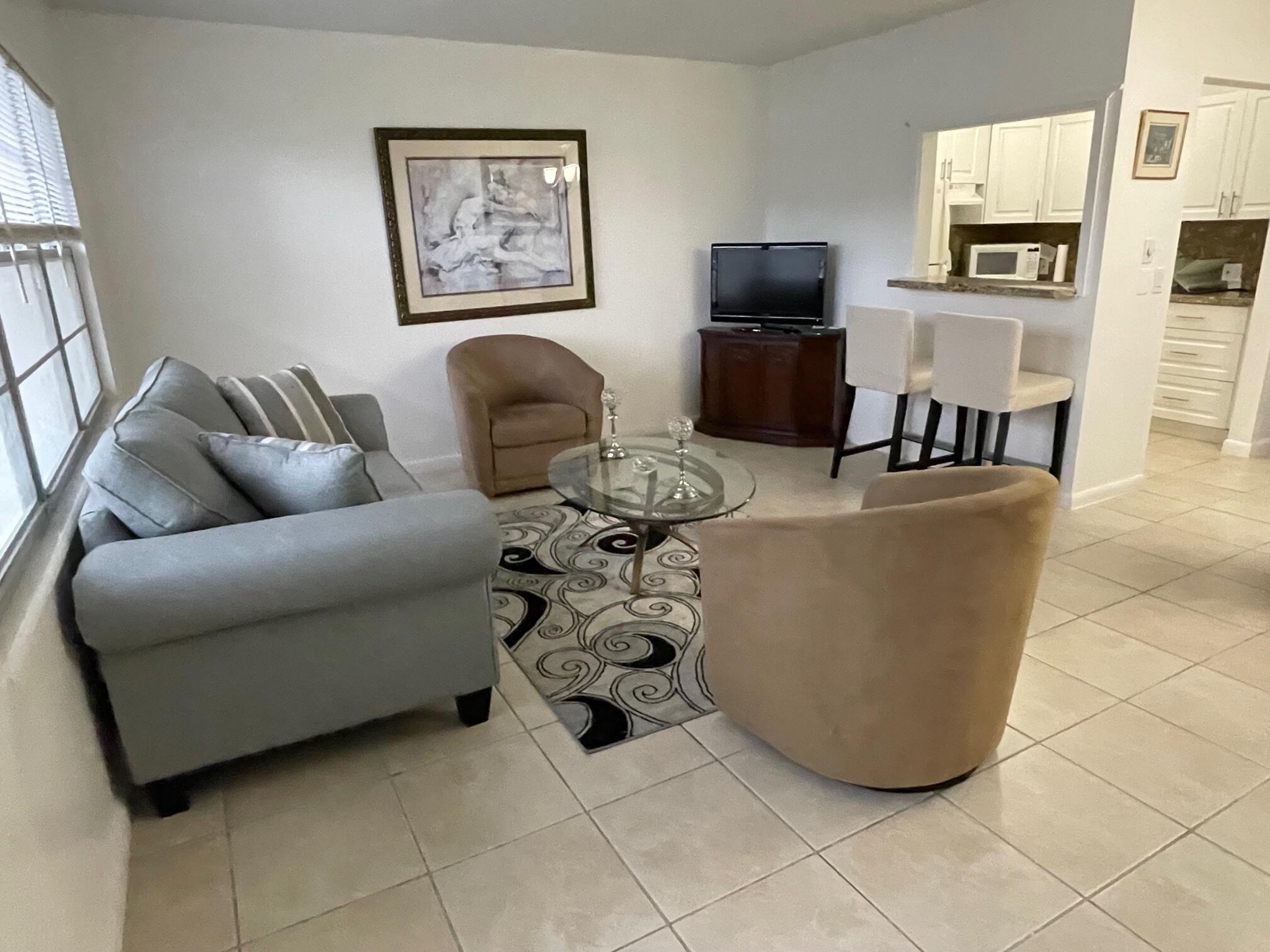171 Suffolk F, Unit 171 Boca Raton, FL 33434 - Photo 1 of 1 Living room