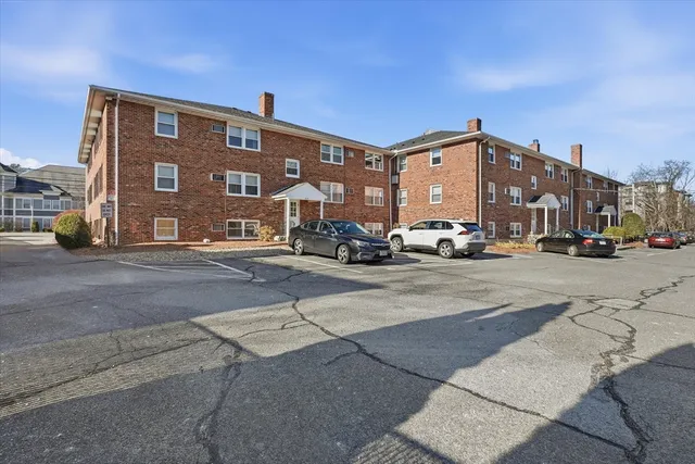 $2,750 | 237 Main Street, Unit A4, Reading, MA 01867