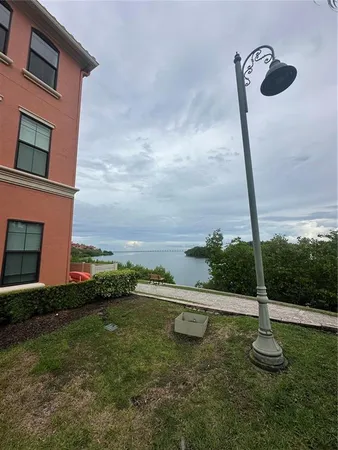 $3,200 | 2732 Via Murano, Unit 529, Clearwater, FL 33764