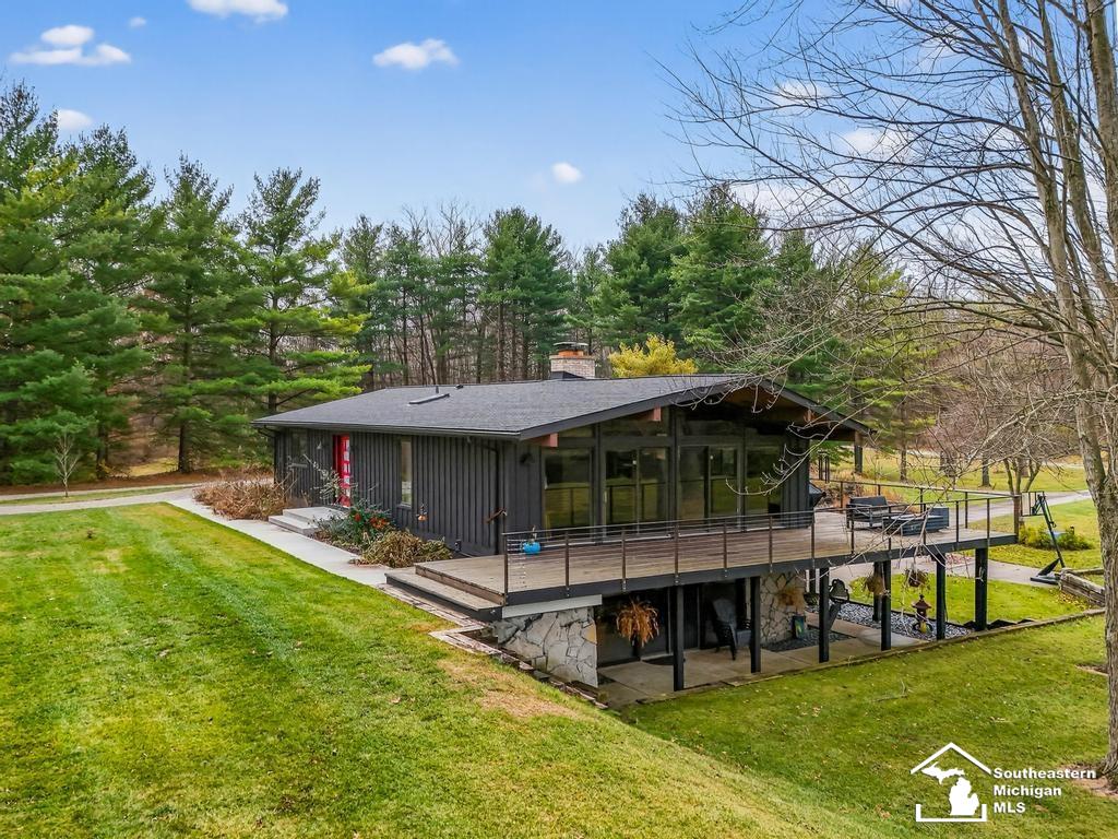 4270 West Temperance Road Ottawa Lake, MI 49267 - Photo 1 of 97