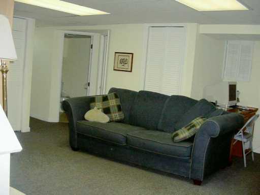 368 Midway Road Mt. Lebanon, PA 15216 - Photo 7 of 8 Gallery Image 7