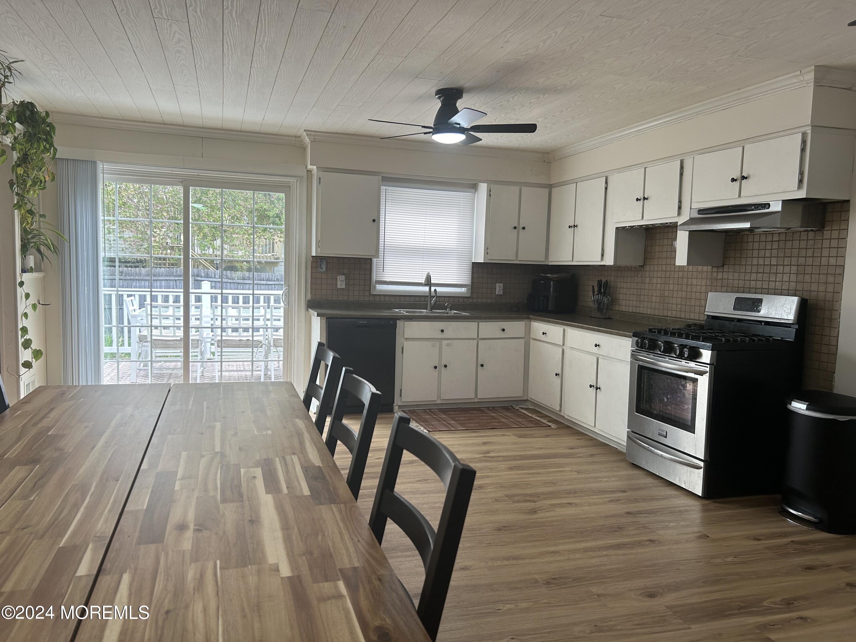 799 Linden Road Toms River, NJ 08753 - Photo 8 of 17 IMG_2147