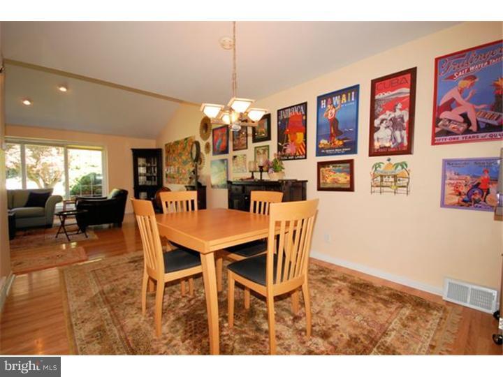 9281 Darlington Road Philadelphia, PA 19115 - Photo 5 of 19 Dining Room