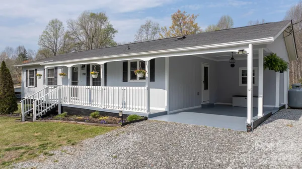 $279,000 | 1528 Miller Hill Road, Lenoir, NC 28645