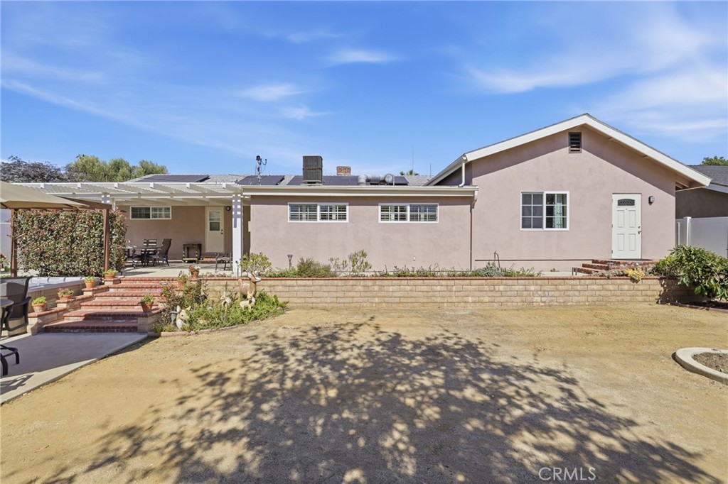 1869 Country Club Road Thousand Oaks, CA 91360 - Photo 33 of 35