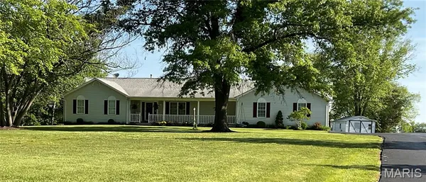 $949,900 | 4075 Hwy D, Defiance, MO 63341