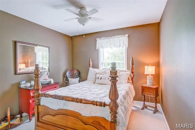 $999,999 | 4075 Hwy D, Defiance, MO 63341