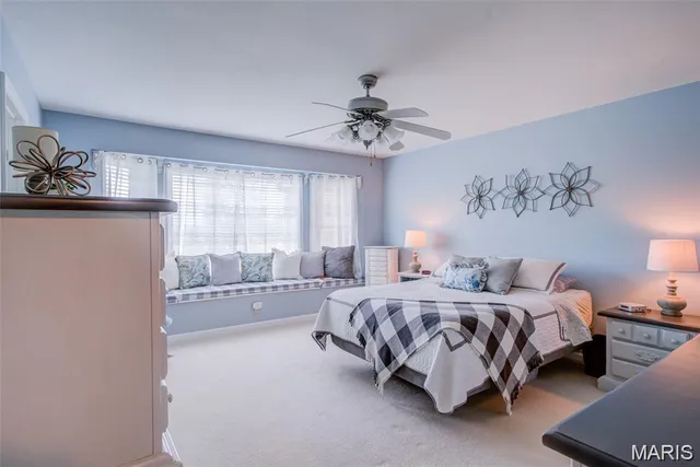 $999,999 | 4075 Hwy D, Defiance, MO 63341